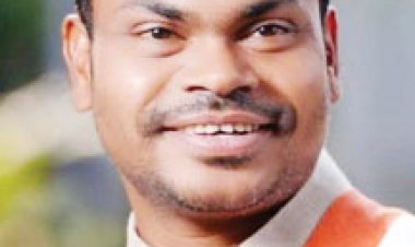 नक्सल हिंसा से पीडि़त शिक्षा दूत के परिवारों को सरकारी नौकरी में प्राथमिकता देने की मांग