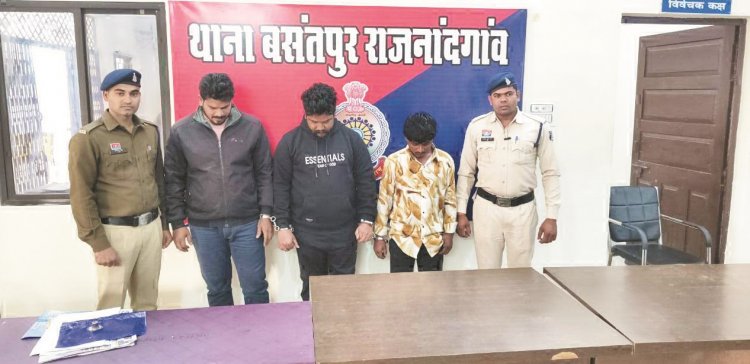 गौरवपथ में शराब पीने पैसों की मांग, मारपीट