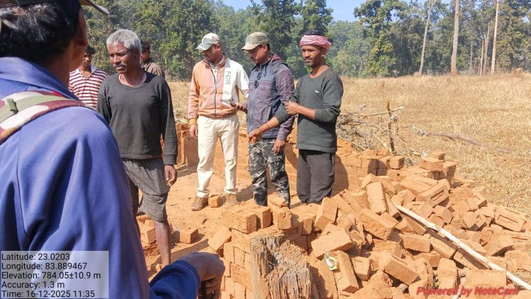 अवैध रूप से बनी ईंट जब्त