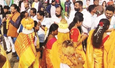 शाकंभरी माता जयंती शोभायात्रा का कांग्रेसियों ने किया स्वागत