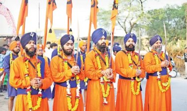 गुरु गोबिंद सिंह के 359वें  प्रकाश पर्व पर नगर कीर्तन