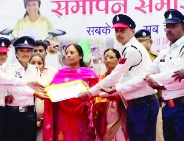 सुरक्षित सडक़ें, सुरक्षित जीवन और  साइबर सुरक्षा पर विशेष जोर