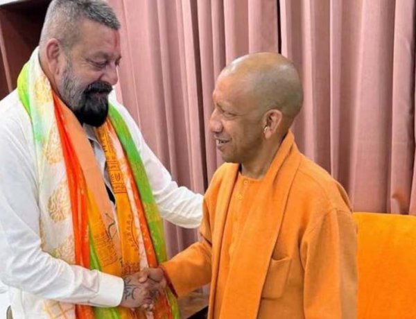 सीएम योगी से संजय दत्त की मुलाकात, रोड शो में गूंजे जय श्रीराम के नारे