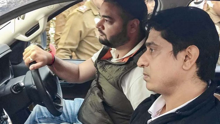 AI समिट में शर्टलेस प्रदर्शन पड़ा भारी, यूथ कांग्रेस अध्यक्ष उदय भानु गिरफ्तार